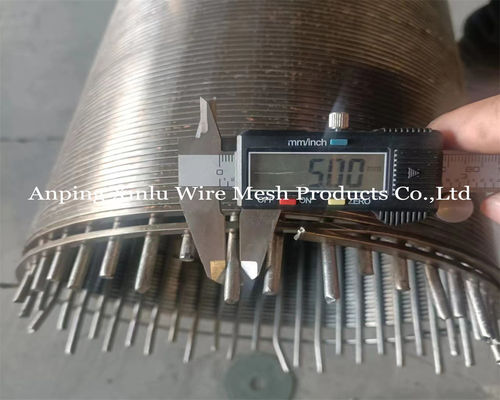 Verzinkte 2,5x4mm geschweißte Profil-Vee-Wire-Screen-Röhre für die Wasserbehandlung und industrielle Filteranwendungen