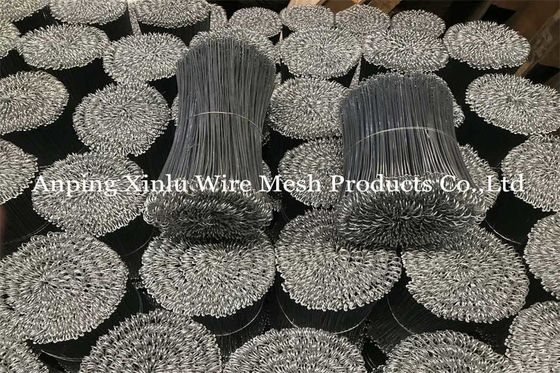 Premium galvanisierte Schnürdraht 4000 Stück pro Bundle PVC beschichtet Finish Gebäude Q195 galvanisierte Doppelschleife Draht Bindungen